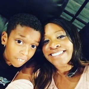 Meet your Posher, Denise